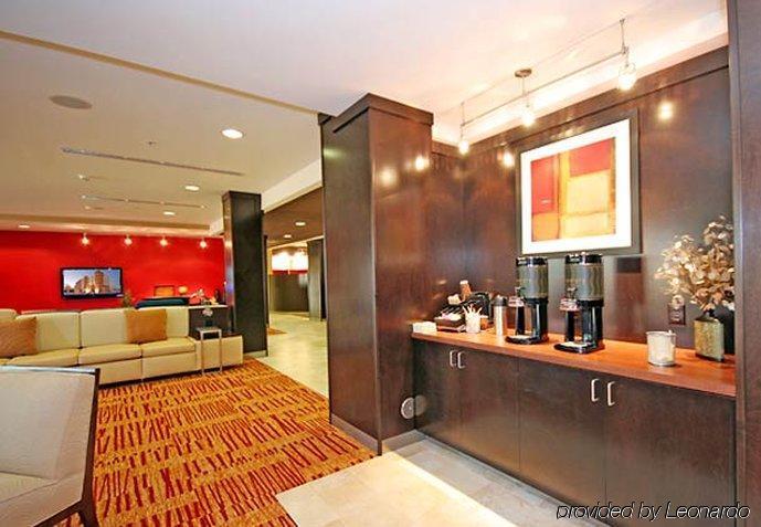Courtyard Greensboro Airport Exterior foto